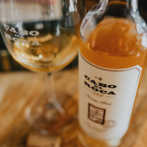 Cabo da Roca Colheita Tardia — vinho doce português criado por Hélder Cunha a partir de Arinto sobremaduro da região de Lisboa.
