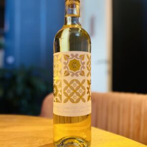 1808 Colheita Branco Beira Interior — vinho branco português de Hélder Cunha, nascido em vinhas de altitude, com frescura, pureza e identidade granítica.